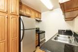 Studio apartment at Mid-Wilshire Catalina Apartments in Los Angeles